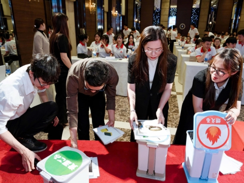 BUỔI HỌC NGOẠI KHÓA CỦA HỌC VIÊN TRUNG TÂM ĐỒNG NAI