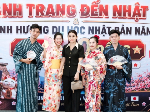 BUỔI HỌC NGOẠI KHÓA CỦA HỌC VIÊN TRUNG TÂM ĐỒNG NAI