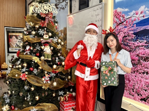 🎁☃️☃️❄️𝐆𝐈𝐀́𝐍𝐆 𝐒𝐈𝐍𝐇 Đ𝐀̃ 𝐕𝐄̂̀ 𝐓𝐎̛́𝐈 𝐓𝐑𝐔𝐍𝐆 𝐓𝐀̂𝐌 Đ𝐎̂̀𝐍𝐆 𝐍𝐀𝐈 