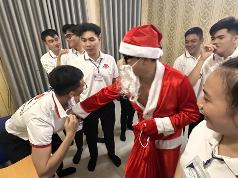 🎁☃️☃️❄️𝐆𝐈𝐀́𝐍𝐆 𝐒𝐈𝐍𝐇 Đ𝐀̃ 𝐕𝐄̂̀ 𝐓𝐎̛́𝐈 𝐓𝐑𝐔𝐍𝐆 𝐓𝐀̂𝐌 Đ𝐎̂̀𝐍𝐆 𝐍𝐀𝐈 