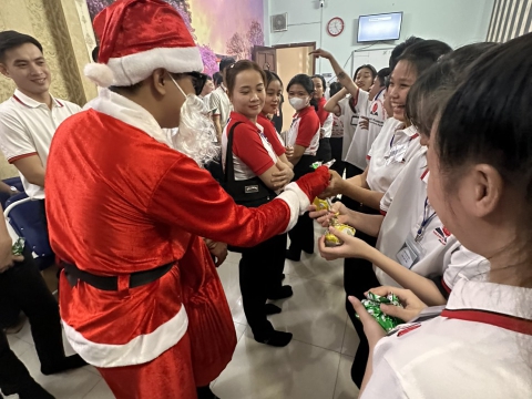 🎁☃️☃️❄️𝐆𝐈𝐀́𝐍𝐆 𝐒𝐈𝐍𝐇 Đ𝐀̃ 𝐕𝐄̂̀ 𝐓𝐎̛́𝐈 𝐓𝐑𝐔𝐍𝐆 𝐓𝐀̂𝐌 Đ𝐎̂̀𝐍𝐆 𝐍𝐀𝐈 