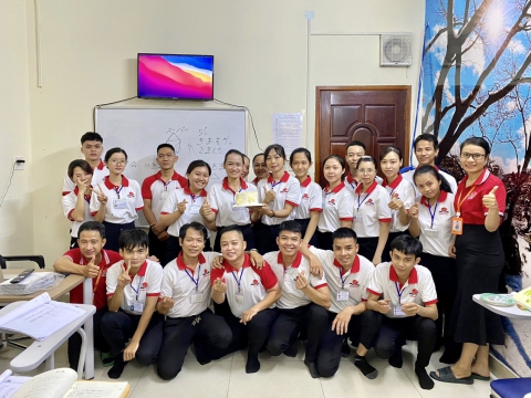 お誕生日おめでとうございます！ Dong Nai センター 🎊🎉🎂🎈