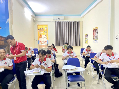 BUỔI HỌC NGOẠI KHÓA CỦA HỌC VIÊN TRUNG TÂM ĐỒNG NAI