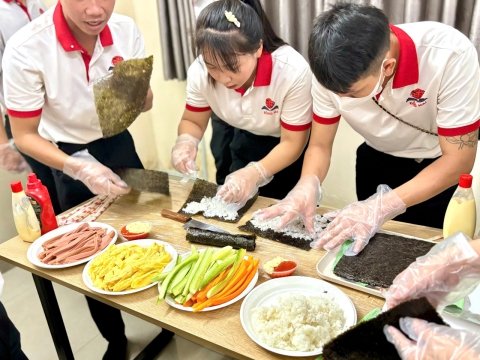 BUỔI HỌC NGOẠI KHÓA CỦA HỌC VIÊN TRUNG TÂM ĐỒNG NAI