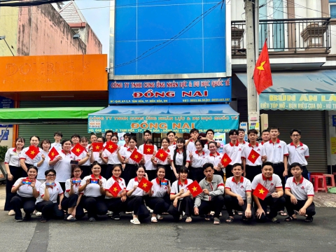 MỪNG ĐẠI LỄ 30/4 VÀ 1/5