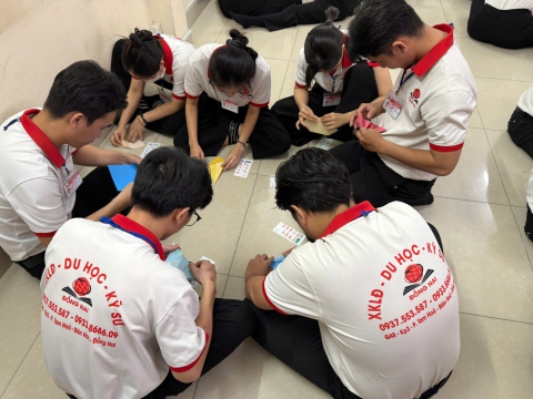 BUỔI HỌC NGOẠI KHÓA CỦA HỌC VIÊN TRUNG TÂM ĐỒNG NAI