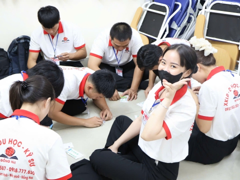 BUỔI HỌC NGOẠI KHÓA CỦA HỌC VIÊN TRUNG TÂM ĐỒNG NAI