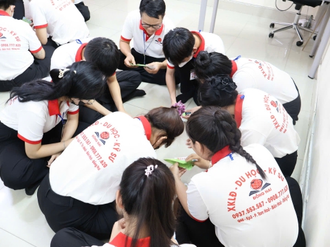 BUỔI HỌC NGOẠI KHÓA CỦA HỌC VIÊN TRUNG TÂM ĐỒNG NAI