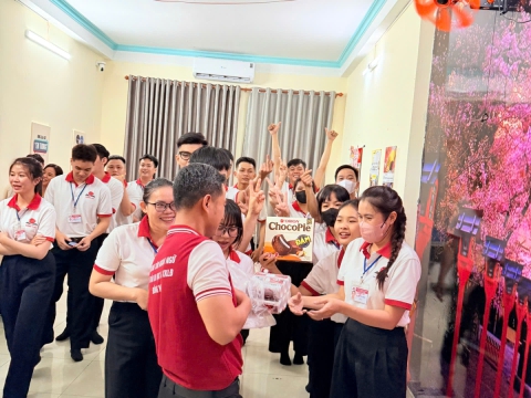 BUỔI HỌC NGOẠI KHÓA CỦA HỌC VIÊN TRUNG TÂM ĐỒNG NAI