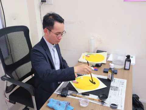 𝐇𝐎𝐀̣𝐓 Đ𝐎̣̂𝐍𝐆 𝐆𝐈𝐀𝐎 𝐋𝐔̛𝐔 𝐕𝐈𝐄̂́𝐓 𝐓𝐇𝐔̛ 𝐏𝐇𝐀́𝐏 𝐓𝐀̣𝐈 𝐓𝐑𝐔𝐍𝐆 𝐓𝐀̂𝐌 Đ𝐎̂̀𝐍𝐆 𝐍𝐀𝐈 "書道 – 𝒏𝒐̛𝒊 𝒄𝒂́𝒊 đ𝒆̣𝒑 𝒉𝒐̀𝒂 𝒒𝒖𝒚𝒆̣̂𝒏 𝒈𝒊𝒖̛̃𝒂 𝒉𝒊̀𝒏𝒉 𝒗𝒂̀ 𝒉𝒐̂̀𝒏"