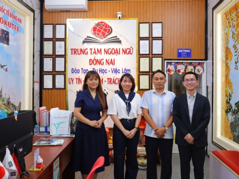 𝐇𝐎𝐀̣𝐓 Đ𝐎̣̂𝐍𝐆 𝐆𝐈𝐀𝐎 𝐋𝐔̛𝐔 𝐕𝐈𝐄̂́𝐓 𝐓𝐇𝐔̛ 𝐏𝐇𝐀́𝐏 𝐓𝐀̣𝐈 𝐓𝐑𝐔𝐍𝐆 𝐓𝐀̂𝐌 Đ𝐎̂̀𝐍𝐆 𝐍𝐀𝐈 "書道 – 𝒏𝒐̛𝒊 𝒄𝒂́𝒊 đ𝒆̣𝒑 𝒉𝒐̀𝒂 𝒒𝒖𝒚𝒆̣̂𝒏 𝒈𝒊𝒖̛̃𝒂 𝒉𝒊̀𝒏𝒉 𝒗𝒂̀ 𝒉𝒐̂̀𝒏"